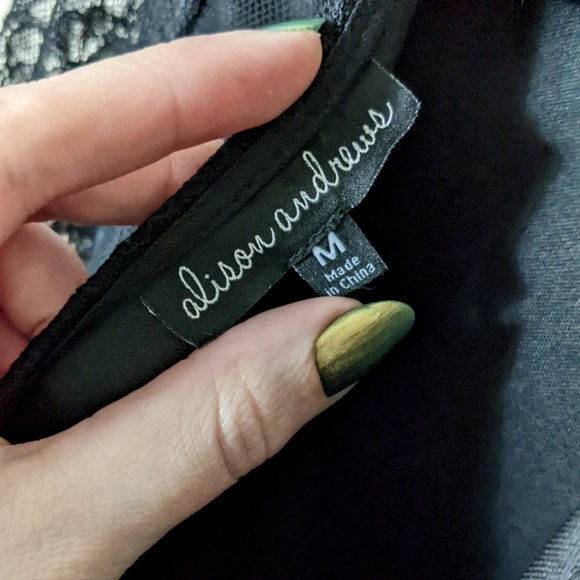 Alison Andrews Black Lace Bell Sleeve Dress size M - Picture 4 of 5